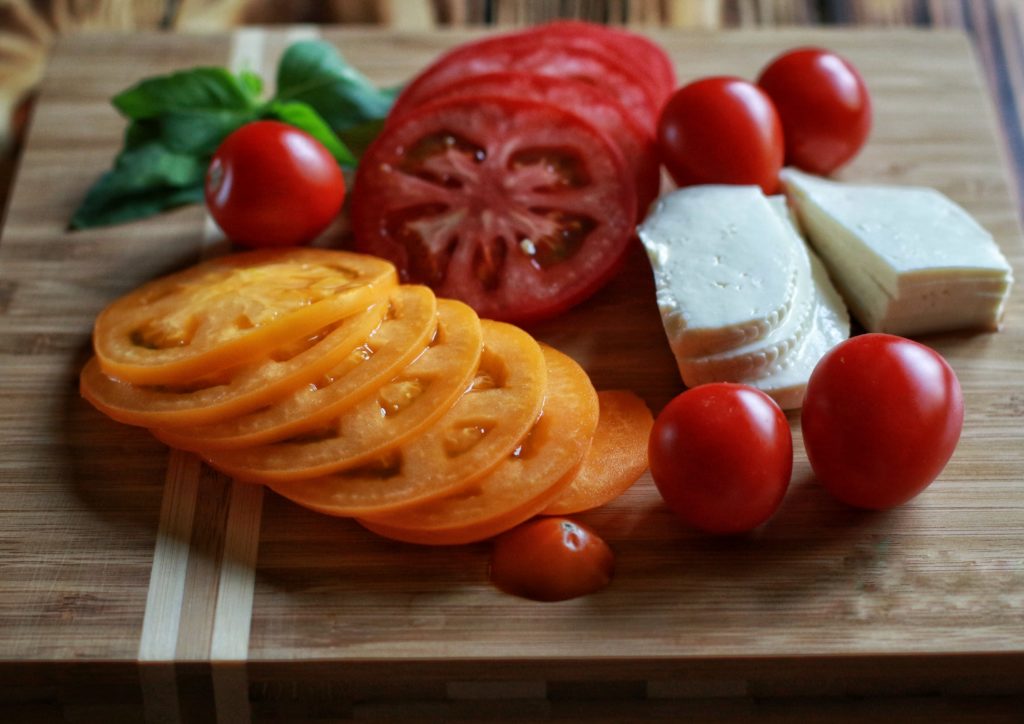 Галета с брынзой и томатами — рецепт с фото пошагово