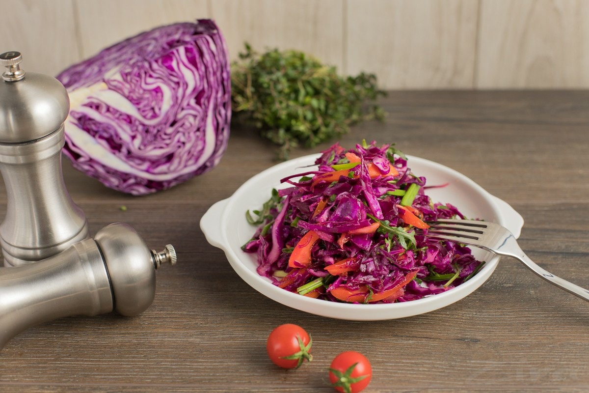 Салат из краснокочанной капусты, пошаговый рецепт на ккал, фото, ингредиенты - alla_33