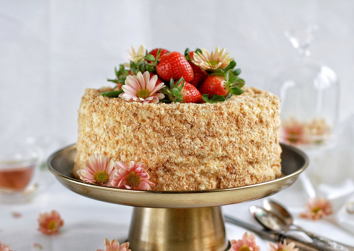 Торт Наполеон классический с заварным кремом рецепт с фото пошагово