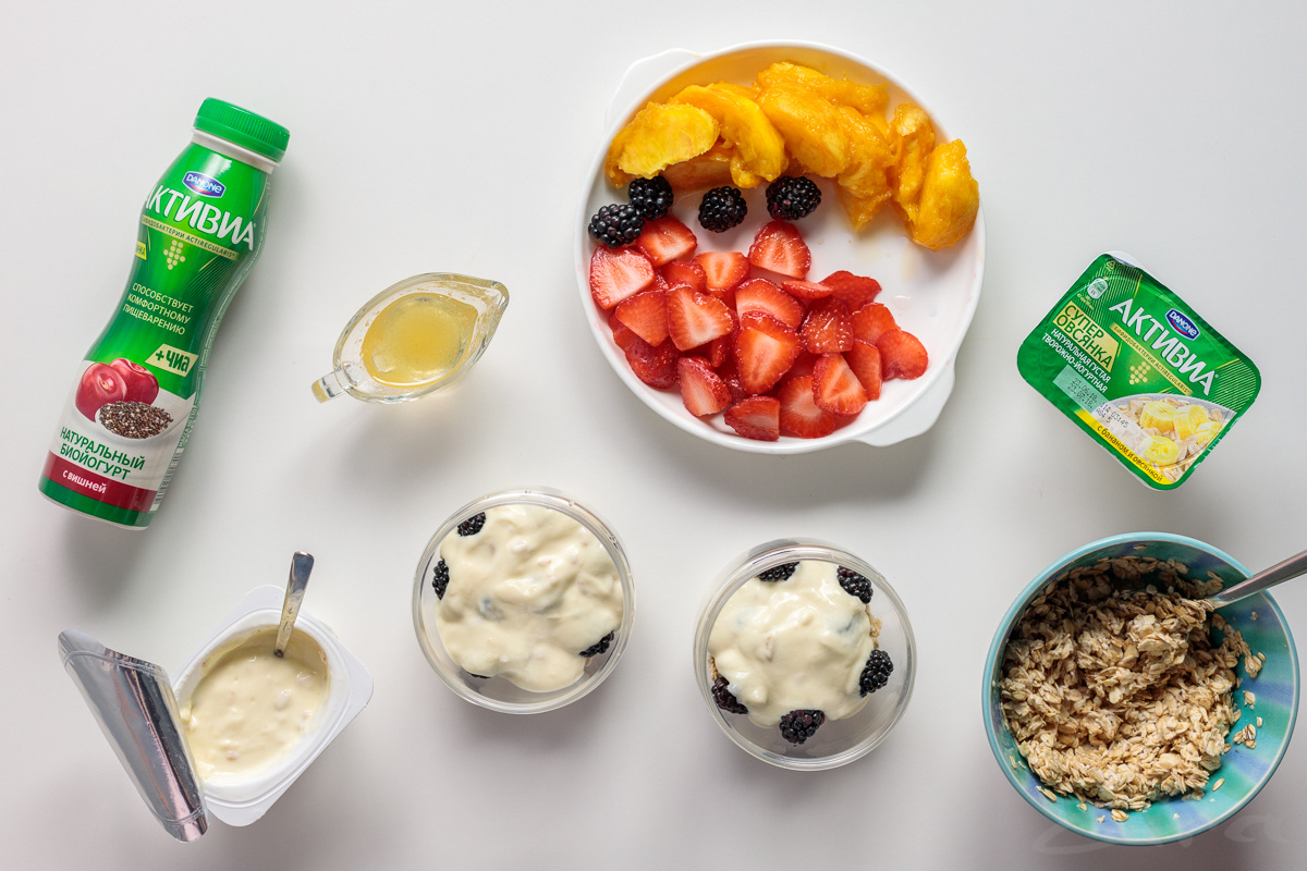 Рецепт овсянки в банке с фруктами и творогом: полезный завтрак за 5 минут