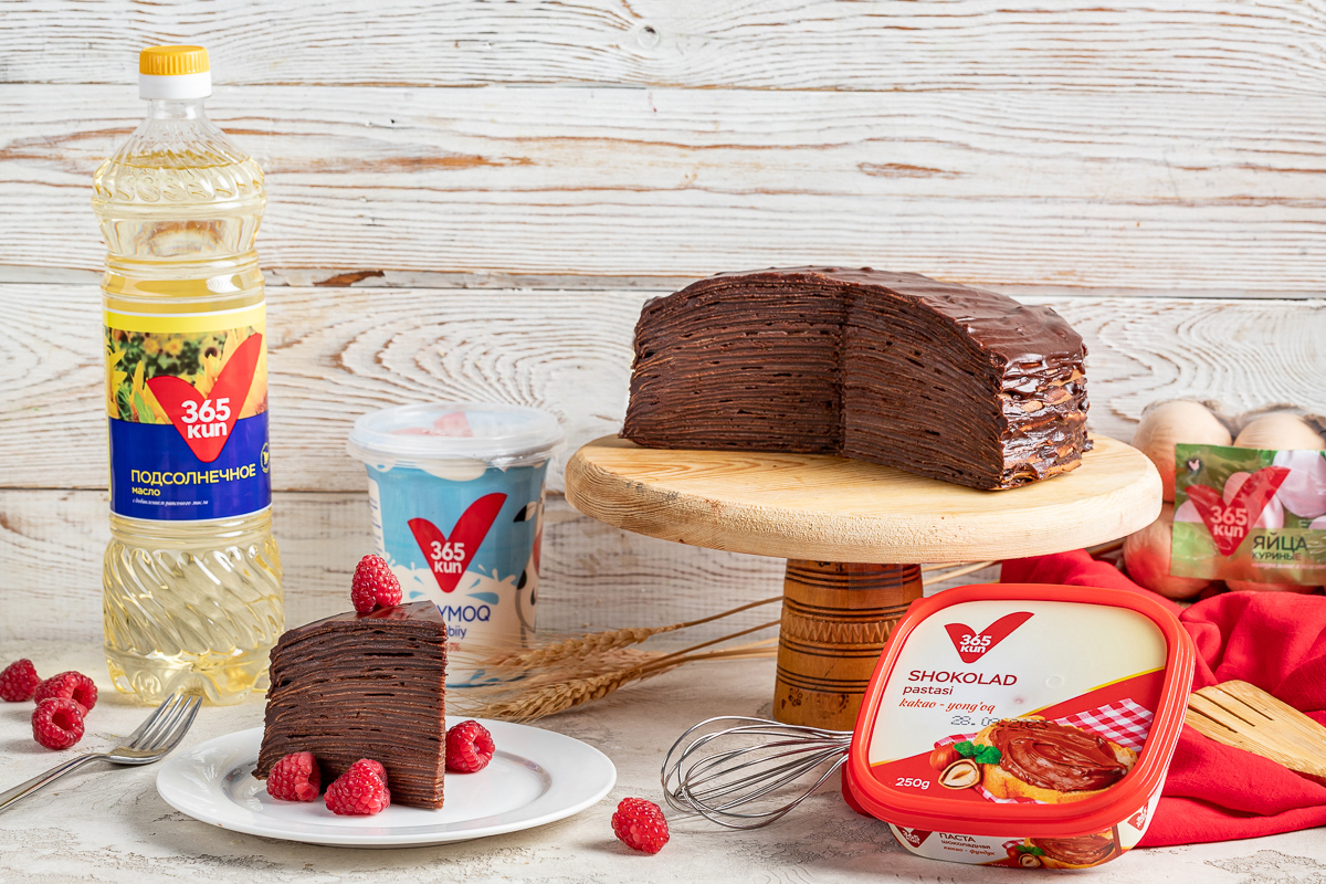 Ингредиенты для «Шоколадный блинный торт»:
